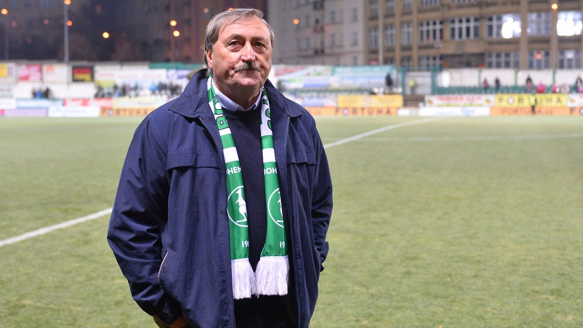 Na očistě českého fotbalu by se mohl podílet i autor bělehradského dloubáku
